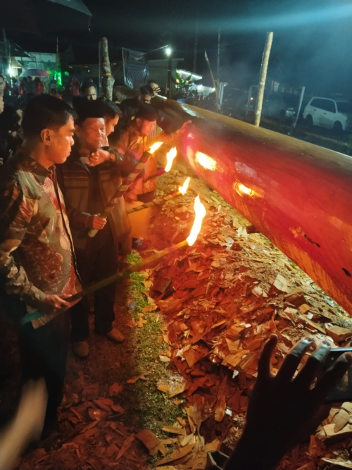 Layur Jalur Keramat Jubah Merah, Warga Muaro Sentajo Apresiasi Bupati Suhardiman, Kumpulkan Donasi 127 Juta