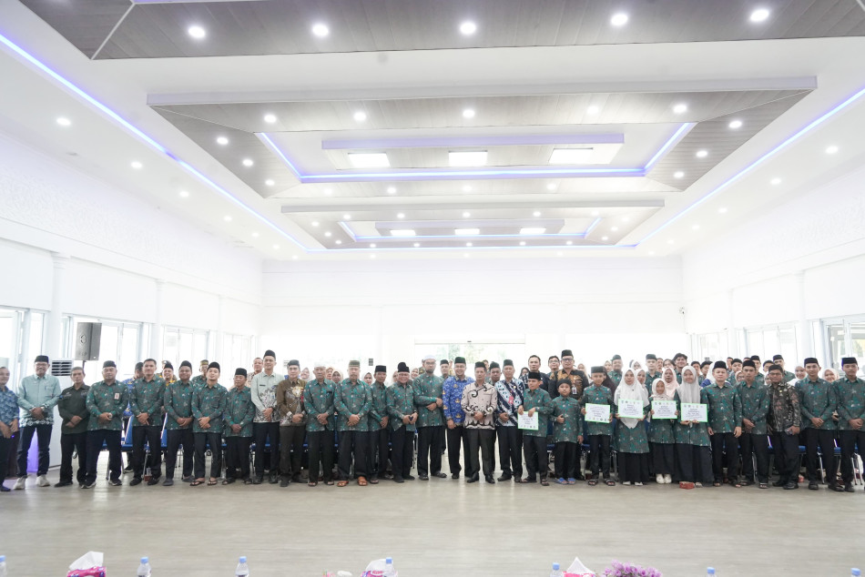 Peringkat III Riau Dibalas Bonus! PLT Bupati Muklisin Ganjar 71 Kafilah MTQ Kuansing Rp69,5 Juta