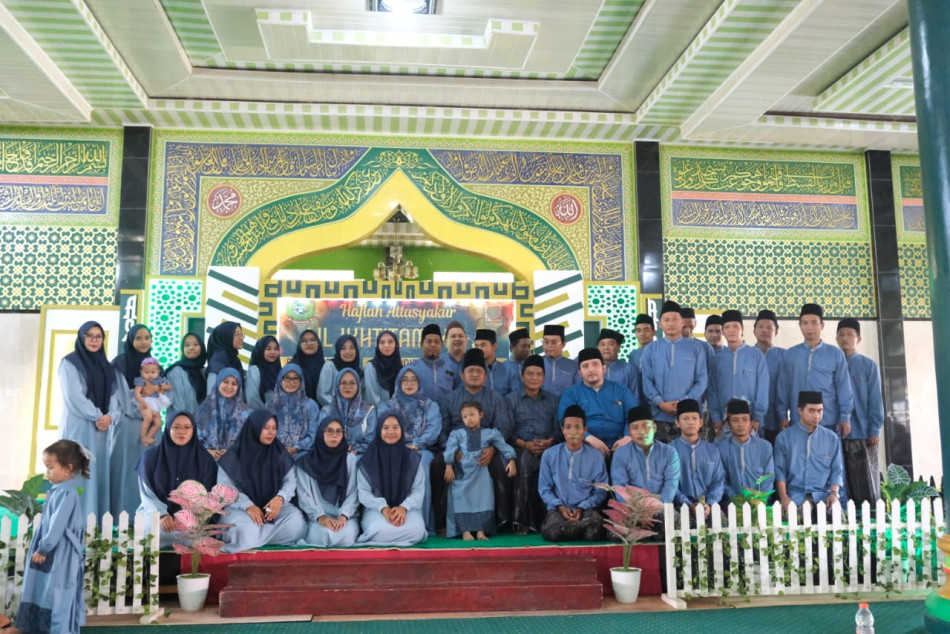 Santri Ponpes As-Salam Turun Tangan, Gelar Aksi Peduli Korban Bencana Sumbar, Sumut, dan Aceh