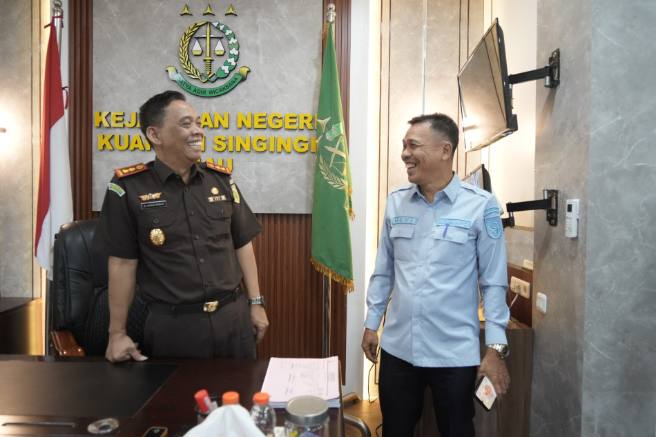 Kinerja Moncer! Kejari Kuansing Raup PNBP Rp756 Juta dari Barang Rampasan Negara