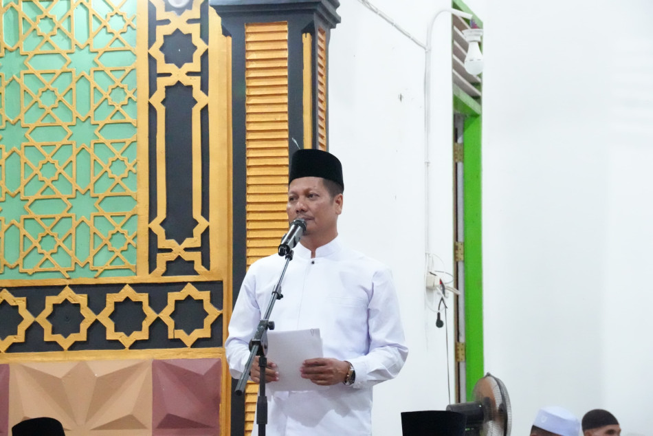 Safari Ramadhan di Benai, Wabup Muklisin Serap Aspirasi Warga dan Salurkan Berbagai Bantuan