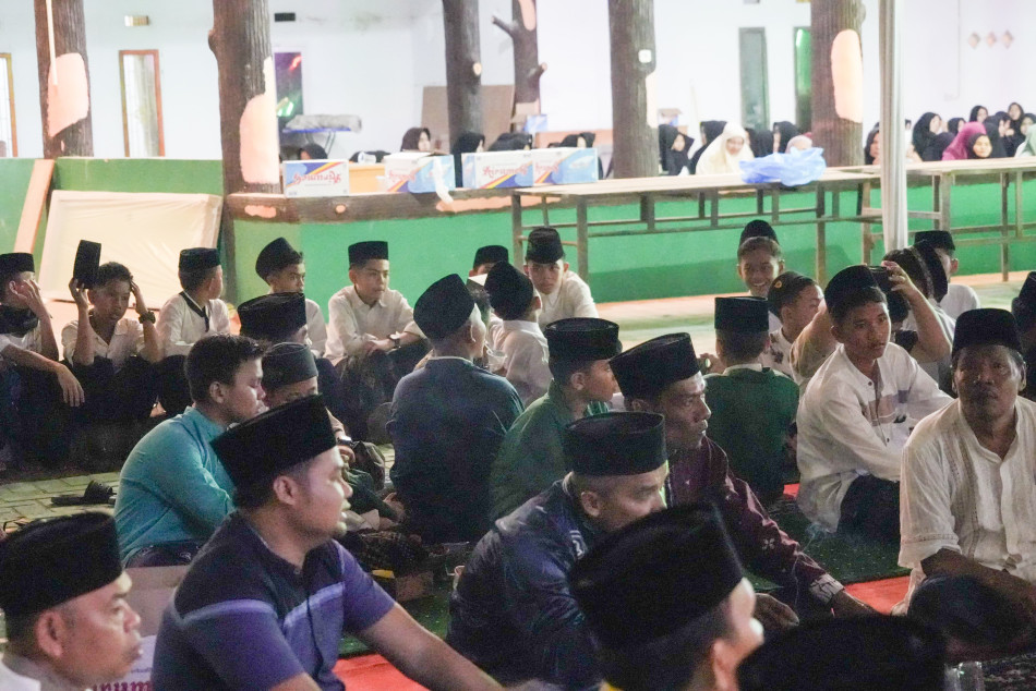 Safari Ramadhan di Inuman, Bupati Suhardiman Tegaskan Ponpes Imam Saleh Prioritaskan Anak Yatim dan Warga Kurang Mampu