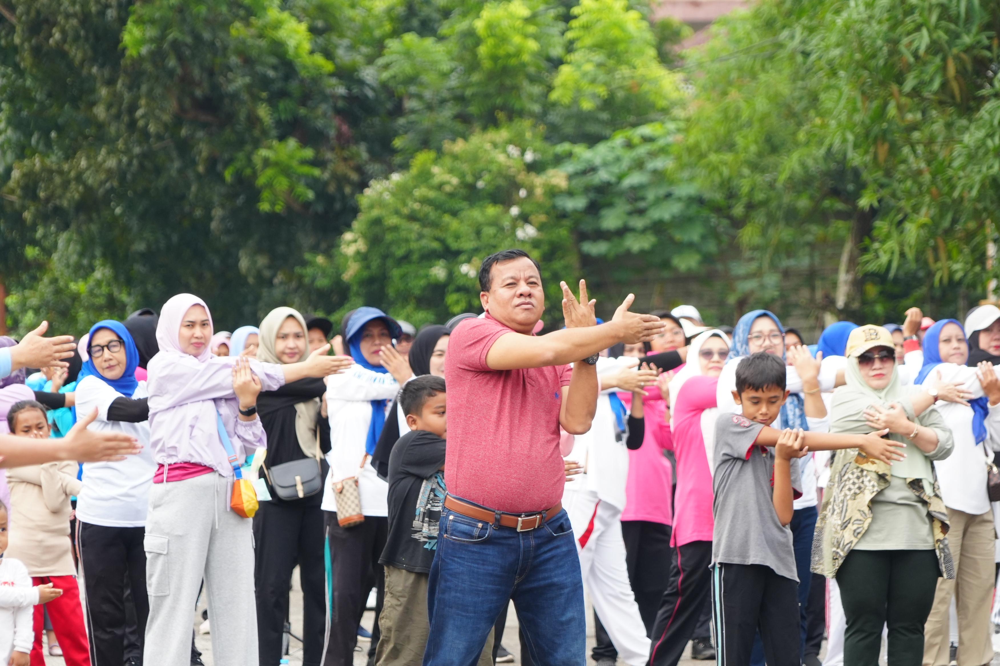 Sempena Peringatan Hari Ibu, Bupati Suhardiman Launching CFD di Kuansing