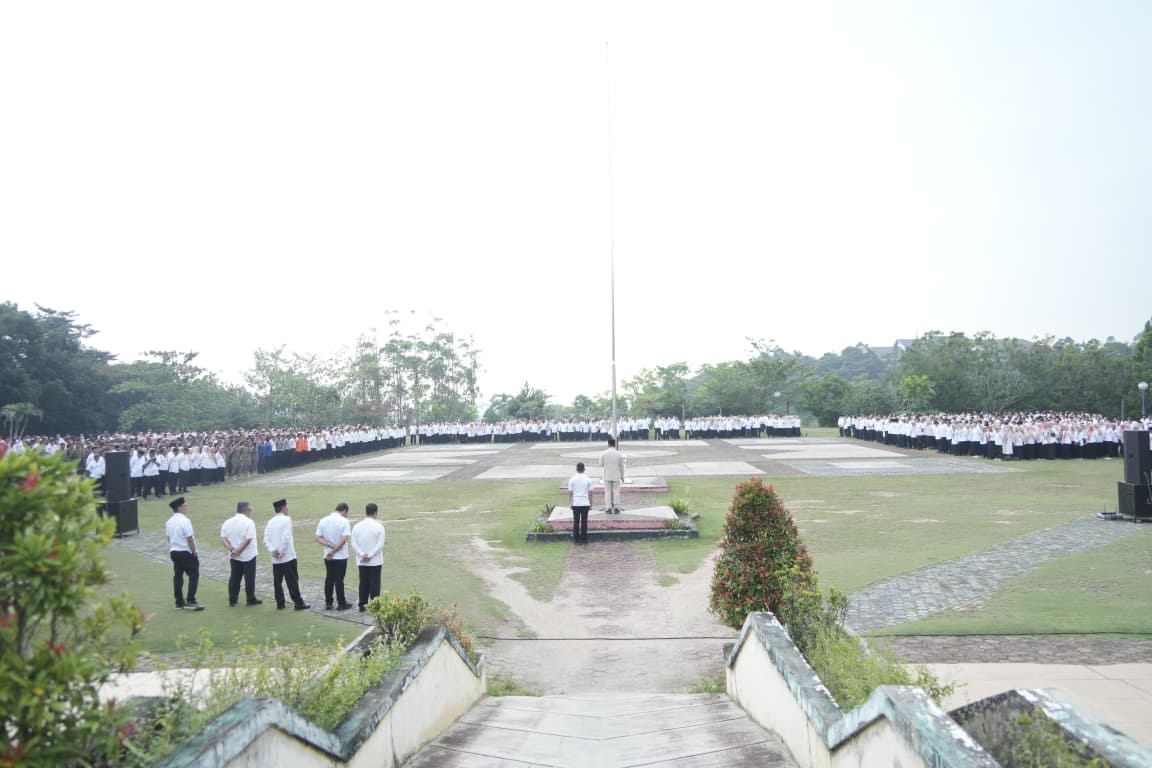 Apel Sore Penuh Pesan Keras: Bupati Kuansing Ingatkan Disiplin dan Kinerja Tanpa Kompromi