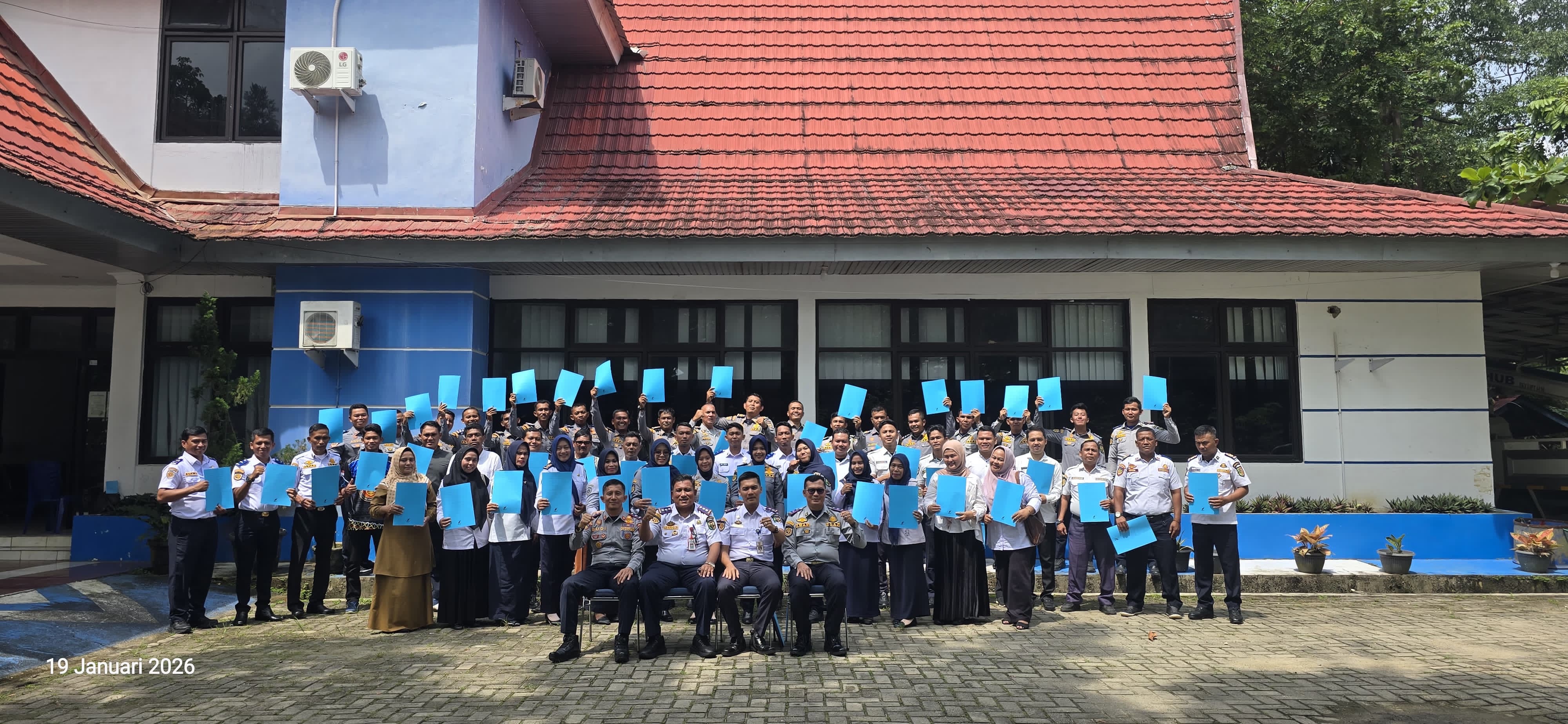 54 PPPK Resmi Mulai Bertugas, Kadishub Kuansing Serahkan SPMT dan Sampaikan Pesan Penting