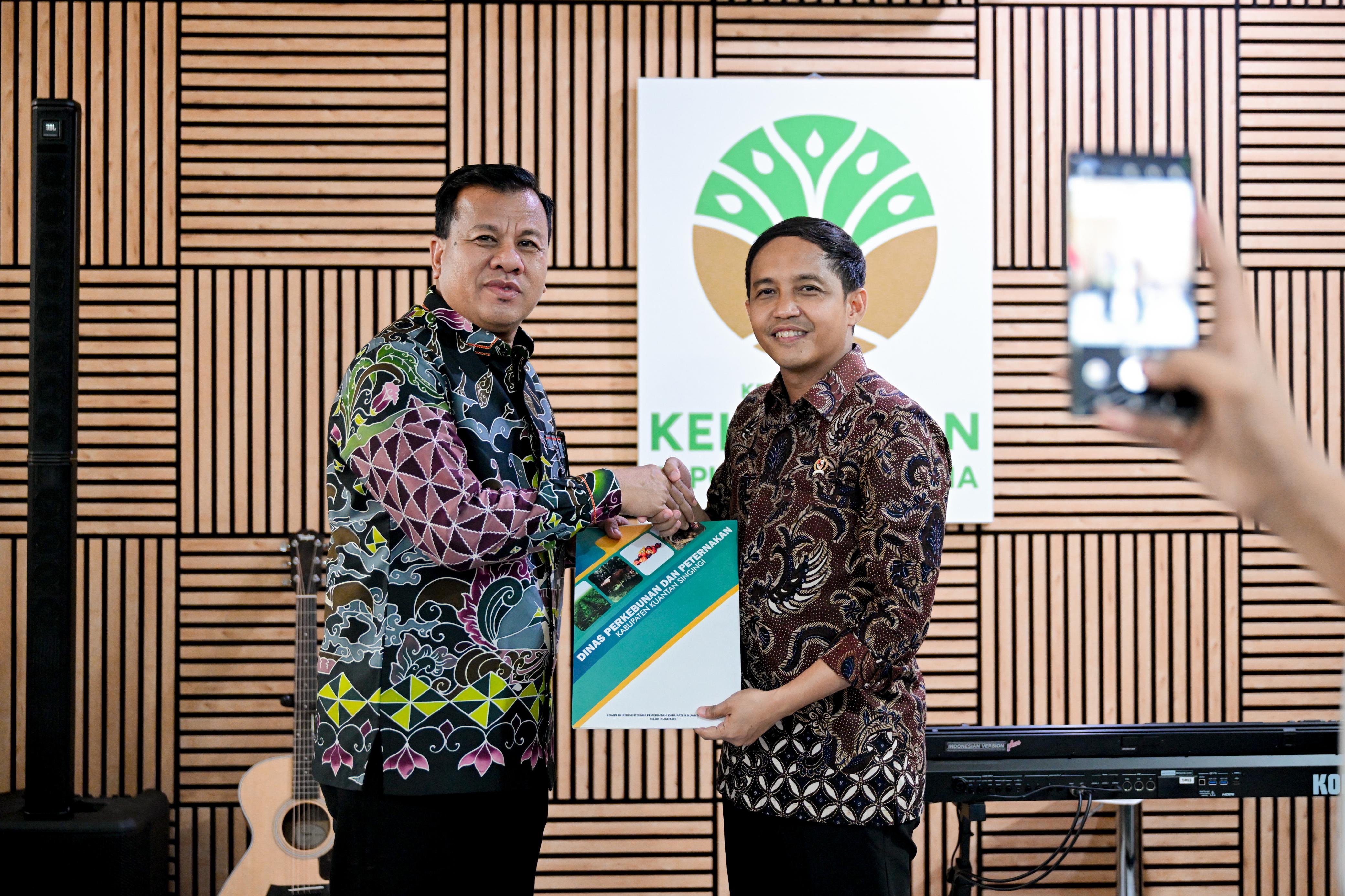 Kejar Porsi Pembangunan Ke Jakarta, Bersama Gubernur Riau, Bupati Suhardiman Bakal Sambangi 11 Kementrian