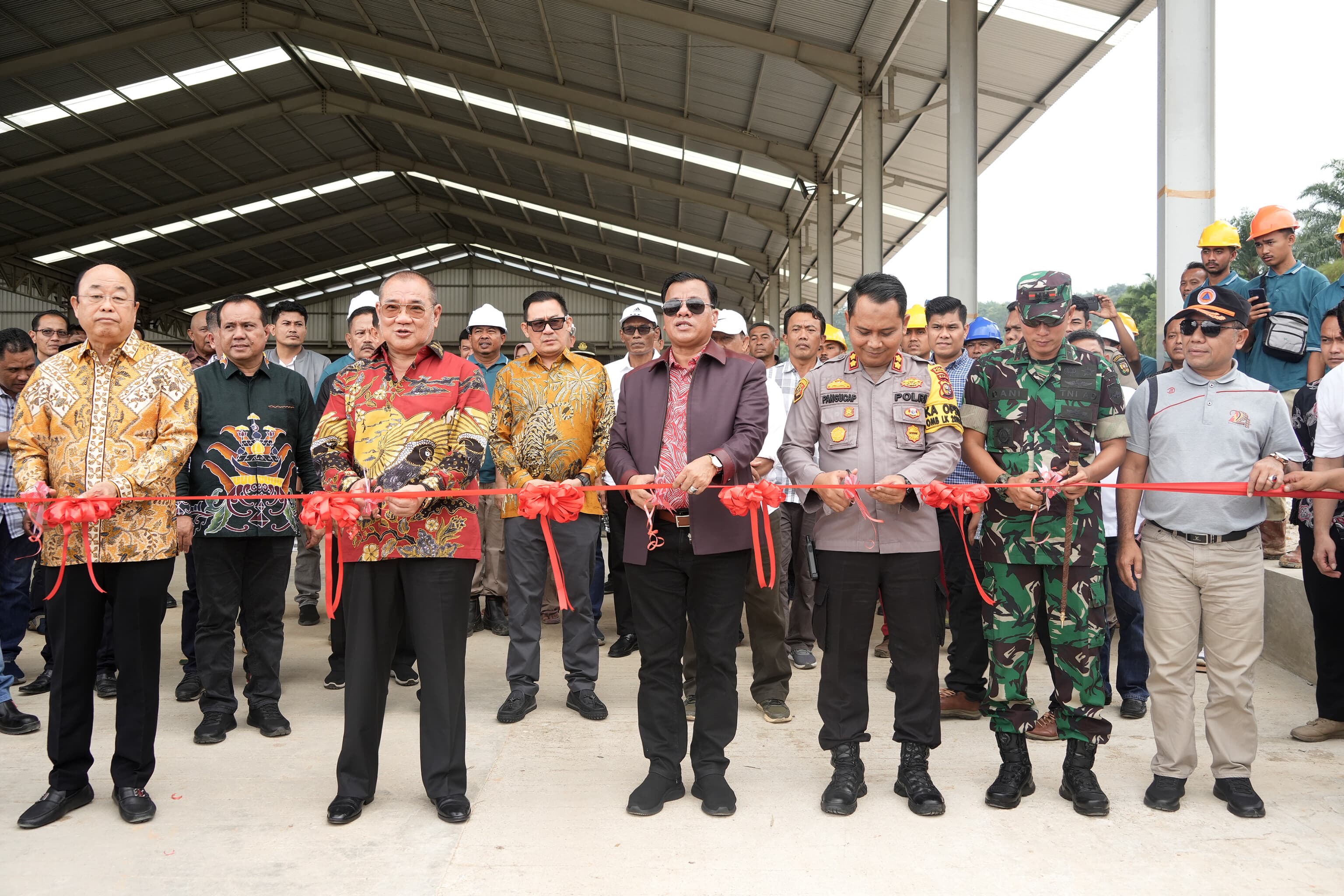 Resmikan Pabrik BKP, Bupati Kuansing Harap Dapat Membuka Lapangan Kerja Baru