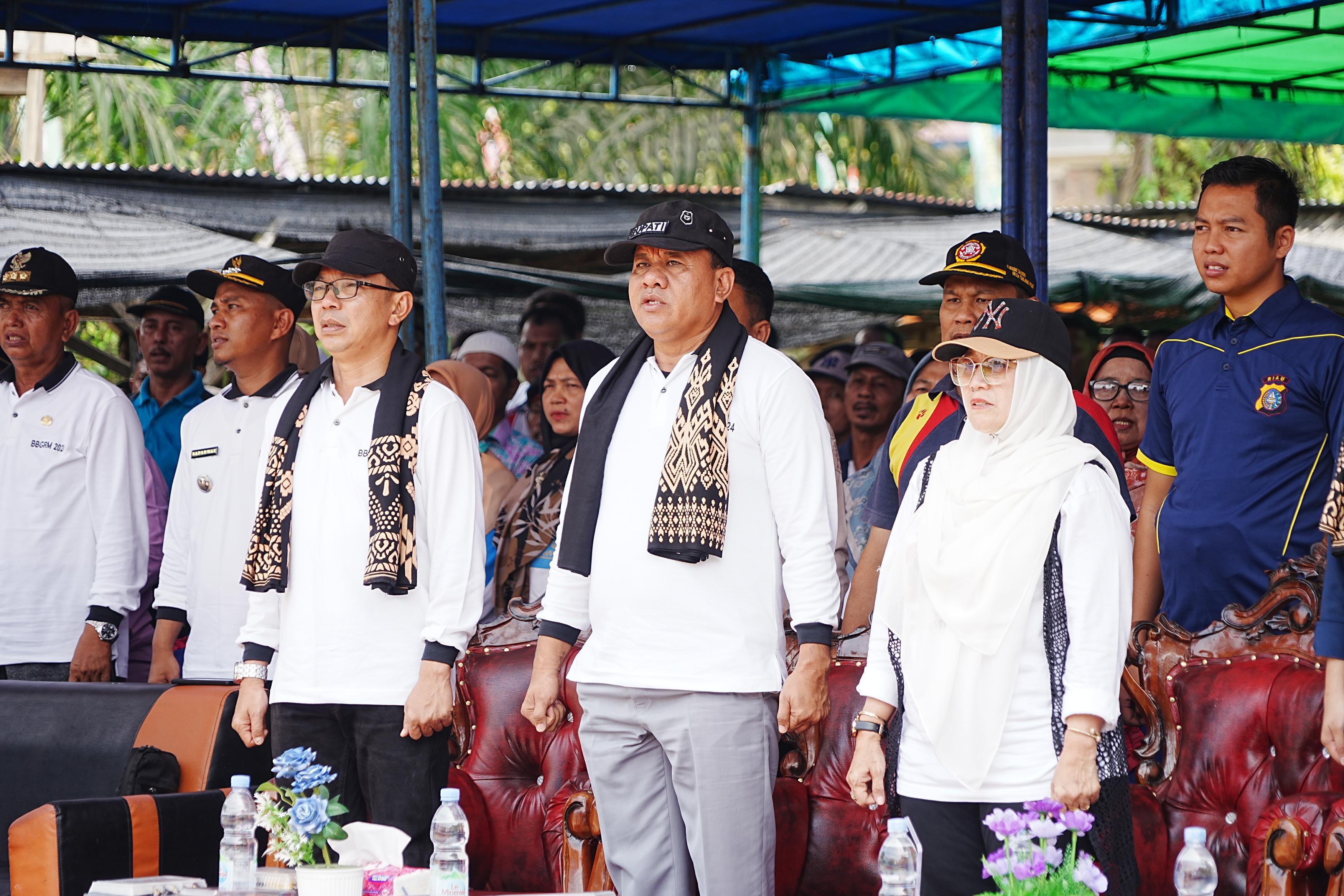 Bupati Harap, Gotong Royong Dapat Wujudkan Persatuan Masyarakat Desa Beringin Jaya