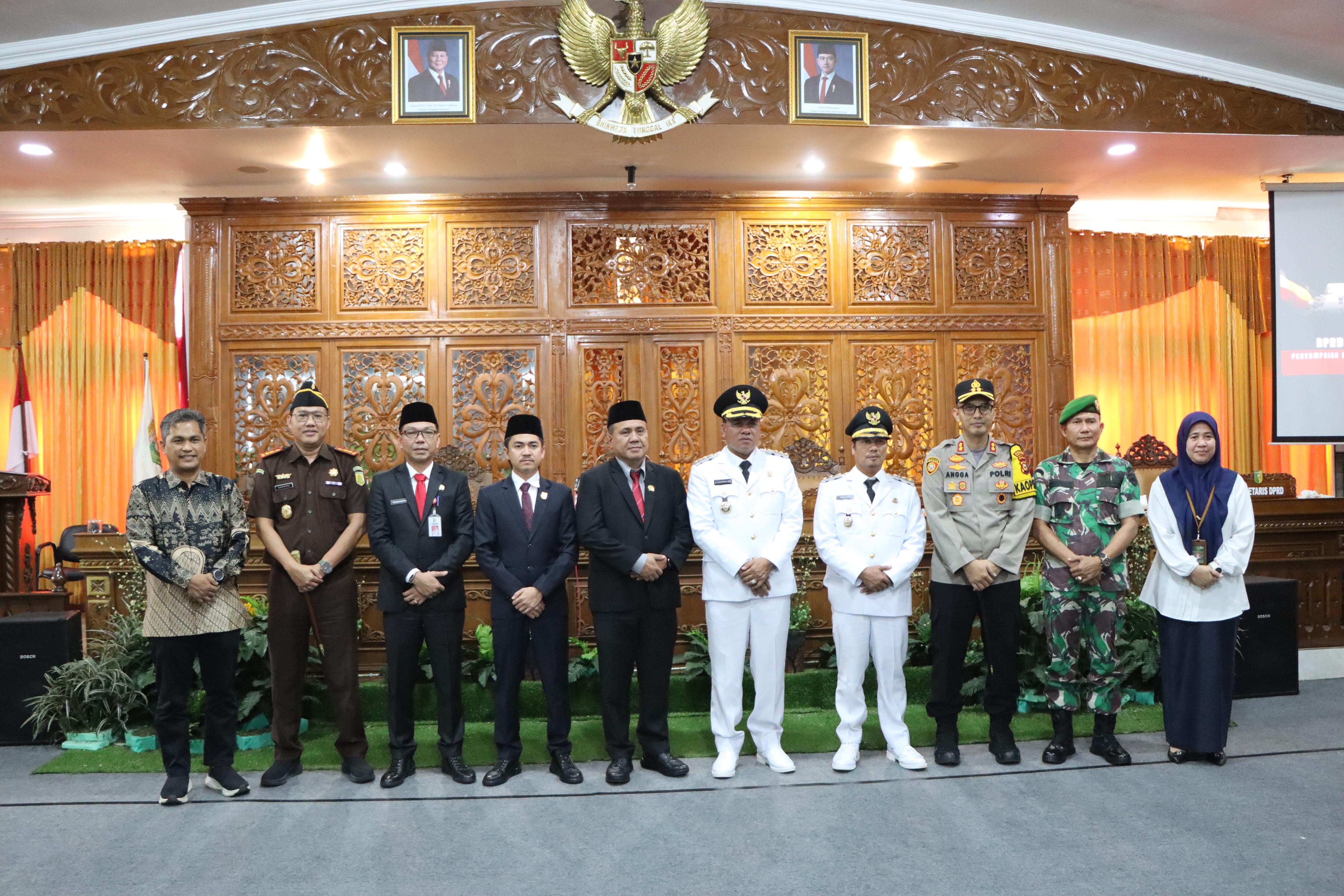 Sampaikan Pidato Awal Masa Jabatan di DPRD Kuansing, Bupati dan Wabup, Selaraskan Program Kuansing Dan Astacita Presiden Prabowo